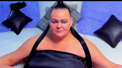 Lana online show from 12.04.25