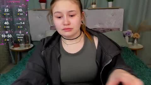 Snapshot of milanaxhoney chatting on 02.23.26 milanaxhoney online show from 02.23.26