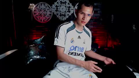 milandavid1 online show from 03.17.26