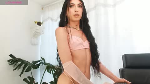 MILAN SANTANA online show from 12.03.24