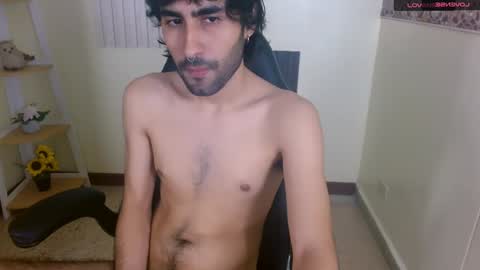 Snapshot of milanzaire chatting on 12.13.24 milanzaire online show from 12.13.24