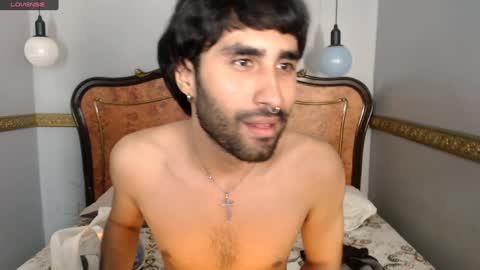 Snapshot of milanzaire chatting on 02.02.25 milanzaire online show from 02.02.25