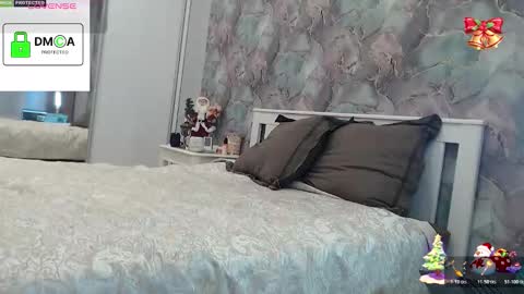 Delicious Pussy online show from 12.18.25