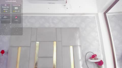 Snapshot of milasaenz1 chatting on 11.13.25 Cami online show from 11.13.25