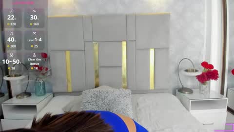 Snapshot of milasaenz1 chatting on 11.19.25 Cami online show from 11.19.25