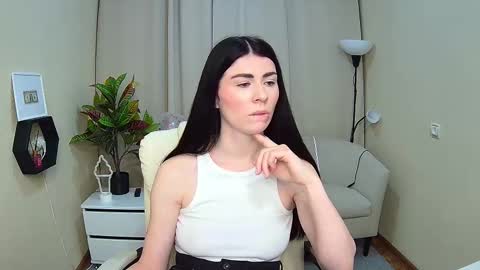 Snapshot of milasecretsss chatting on 03.07.26 milasecretsss online show from 03.07.26