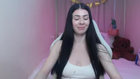 Snapshot of milasecretsss chatting on 04.16.26 milasecretsss online show from 04.16.26