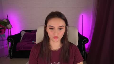 Snapshot of milashalovely chatting on 12.05.24 Milasha online show from 12.05.24