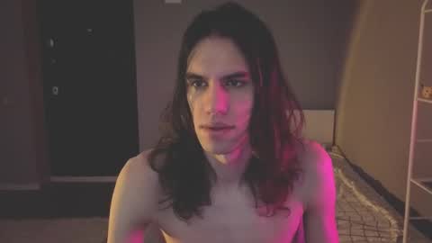 Snapshot of milaslovv chatting on 04.30.26 Mila online show from 04.30.26