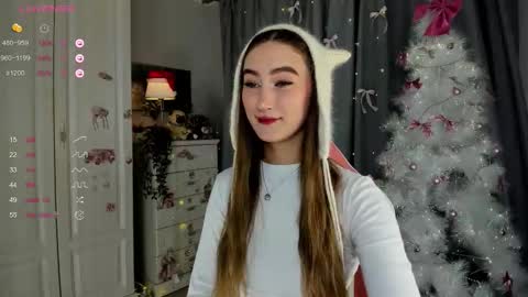 Mia online show from 12.18.25