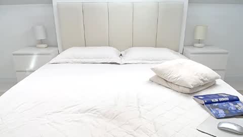 Snapshot of milena29 chatting on 03.06.26 Milena online show from 03.06.26