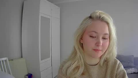 Milena new nonude shy blonde natural online show from 03.12.26