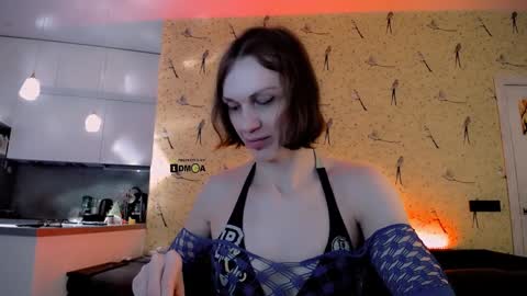 Snapshot of milena_hardy chatting on 12.16.24 Milena Hardy online show from 12.16.24