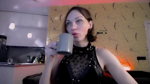 Snapshot of milena_hardy chatting on 12.21.24 Milena Hardy online show from 12.21.24