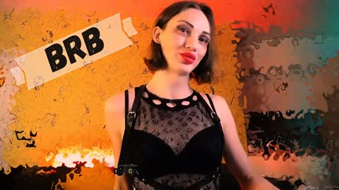 Snapshot of milena_hardy chatting on 12.31.24 Milena Hardy online show from 12.31.24