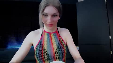 Snapshot of milena_hardy chatting on 09.19.25 Milena Hardy online show from 09.19.25