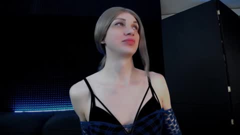 Snapshot of milena_hardy chatting on 10.07.25 Milena Hardy online show from 10.07.25