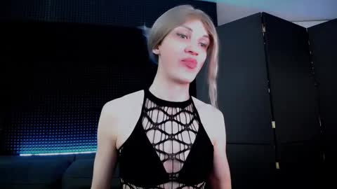 Snapshot of milena_hardy chatting on 10.20.25 Milena Hardy online show from 10.20.25