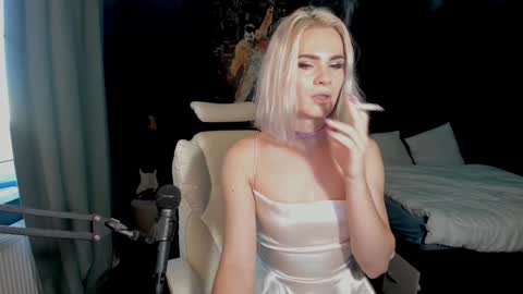 Milena online show from 12.13.24