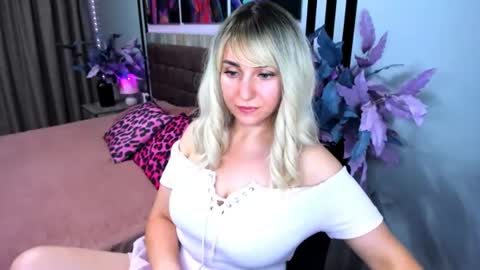 MilenaDaisy online show from 07.08.26