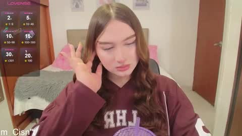 Snapshot of miley_baker chatting on 03.05.25 Miley online show from 03.05.25