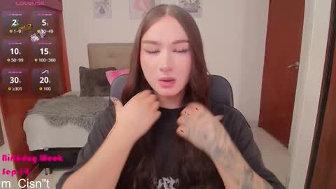 Snapshot of miley_baker chatting on 09.24.25 Miley online show from 09.24.25