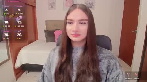 Snapshot of miley_baker chatting on 10.06.25 Miley online show from 10.06.25