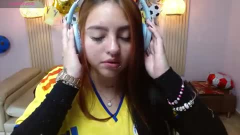 Snapshot of miley_clarck chatting on 07.07.26 Miley online show from 07.07.26