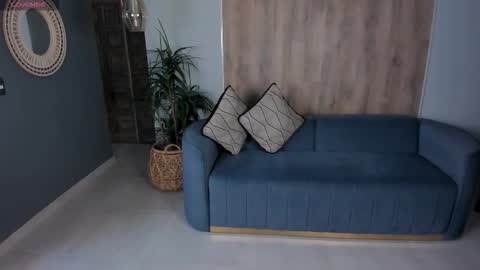 Snapshot of mileycruz_ chatting on 09.09.25 Miley Cruz IG miley model23 online show from 09.09.25