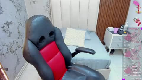 MILEY online show from 04.18.26