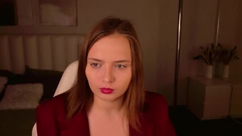 mileylovelyx online show from 11.18.25