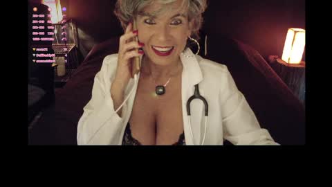 Snapshot of milf_ette chatting on 05.26.26 Fabiola online show from 05.26.26