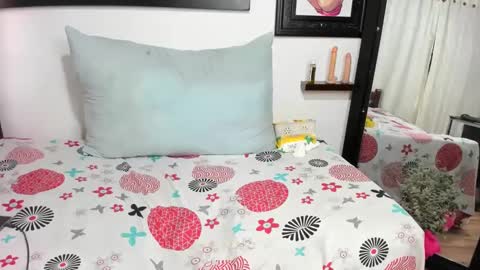 laura online show from 02.14.25