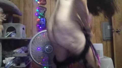 Snapshot of milfmichelle69 chatting on 05.17.26 milfmichelle69 online show from 05.17.26