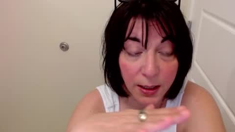 MILF Monee online show from 12.14.24