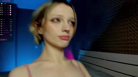 Snapshot of milinamarvelous chatting on 11.21.25 Mila 3 aka Deepthroat World Champion online show from 11.21.25