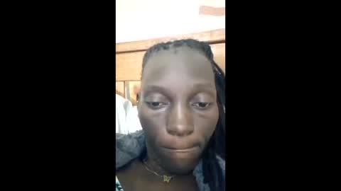 milkanechesa39 online show from 04.18.26