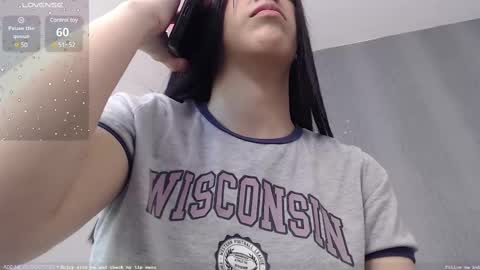 Amira online show from 03.10.25