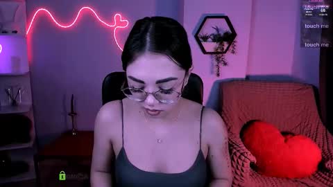 Snapshot of milki_wey chatting on 02.01.26 Mila online show from 02.01.26