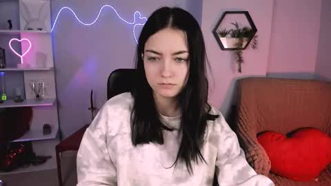 Snapshot of milki_wey chatting on 02.04.26 Mila online show from 02.04.26