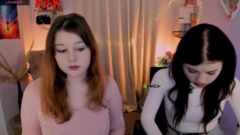 Snapshot of milki_wey chatting on 02.20.26 Mila online show from 02.20.26