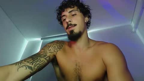 milkoffee online show from 04.19.26