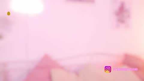 Snapshot of milky_0 chatting on 09.13.25 milky_0 online show from 09.13.25