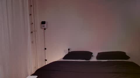 Snapshot of milky__way_ chatting on 12.12.24 milky__way_ online show from 12.12.24