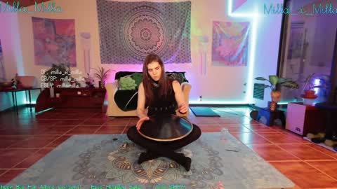 milla_milla online show from 01.01.25