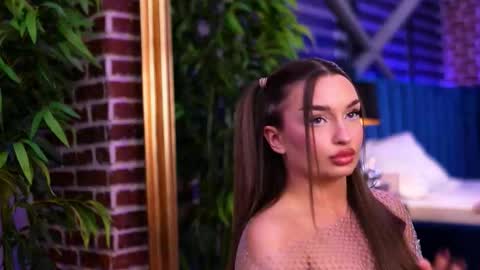 Milla online show from 11.17.25