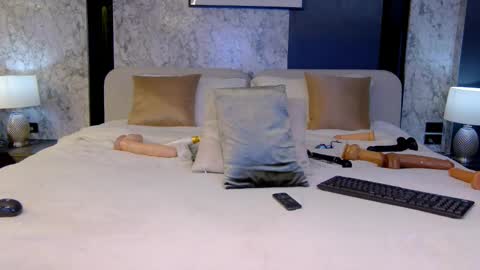 Snapshot of millabelle chatting on 02.24.25 MillaBelle online show from 02.24.25