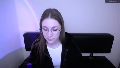 Snapshot of millasamsd chatting on 11.18.25 Milla online show from 11.18.25