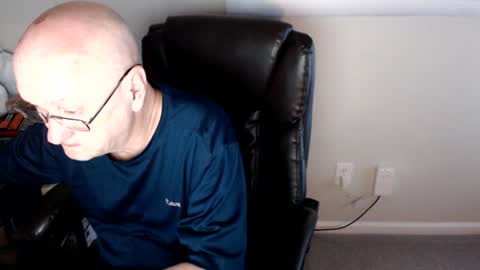 Snapshot of millenium0129 chatting on 06.14.26 millenium0129 online show from 06.14.26