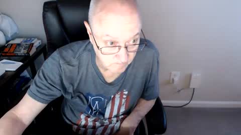 Snapshot of millenium0129 chatting on 08.05.26 millenium0129 online show from 08.05.26